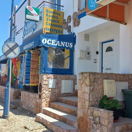 Oceanus Room With Private Kitchen, Bathroom And Terrace 300M From The Beach 萨格里什 外观 照片