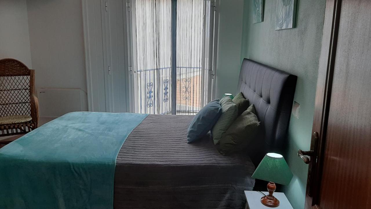 Oceanus Room With Private Kitchen, Bathroom And Terrace 300M From The Beach 萨格里什 外观 照片