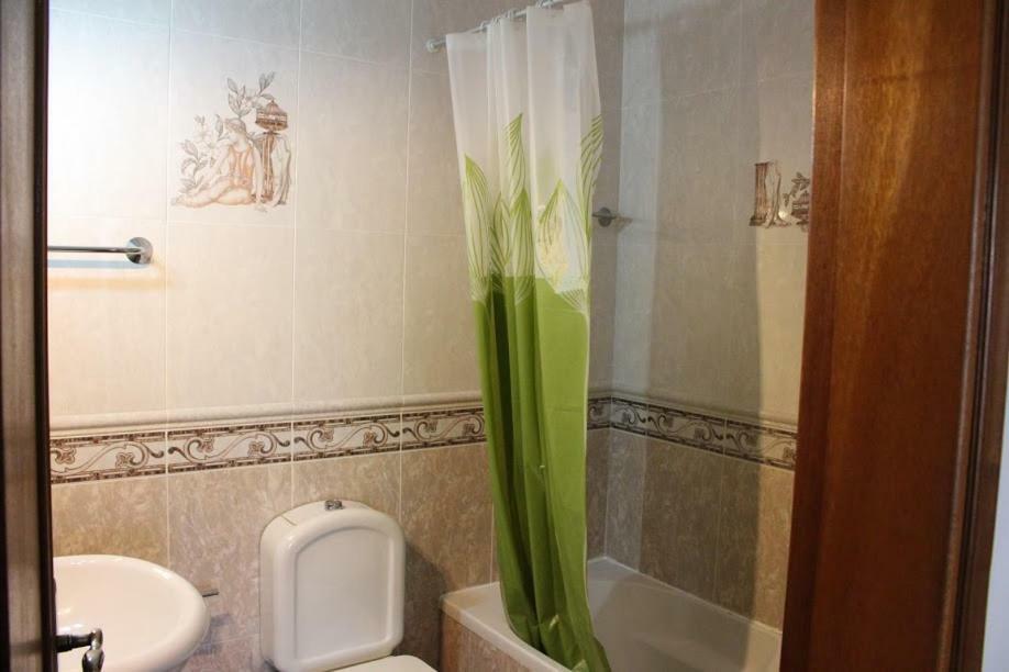 Oceanus Room With Private Kitchen, Bathroom And Terrace 300M From The Beach 萨格里什 外观 照片