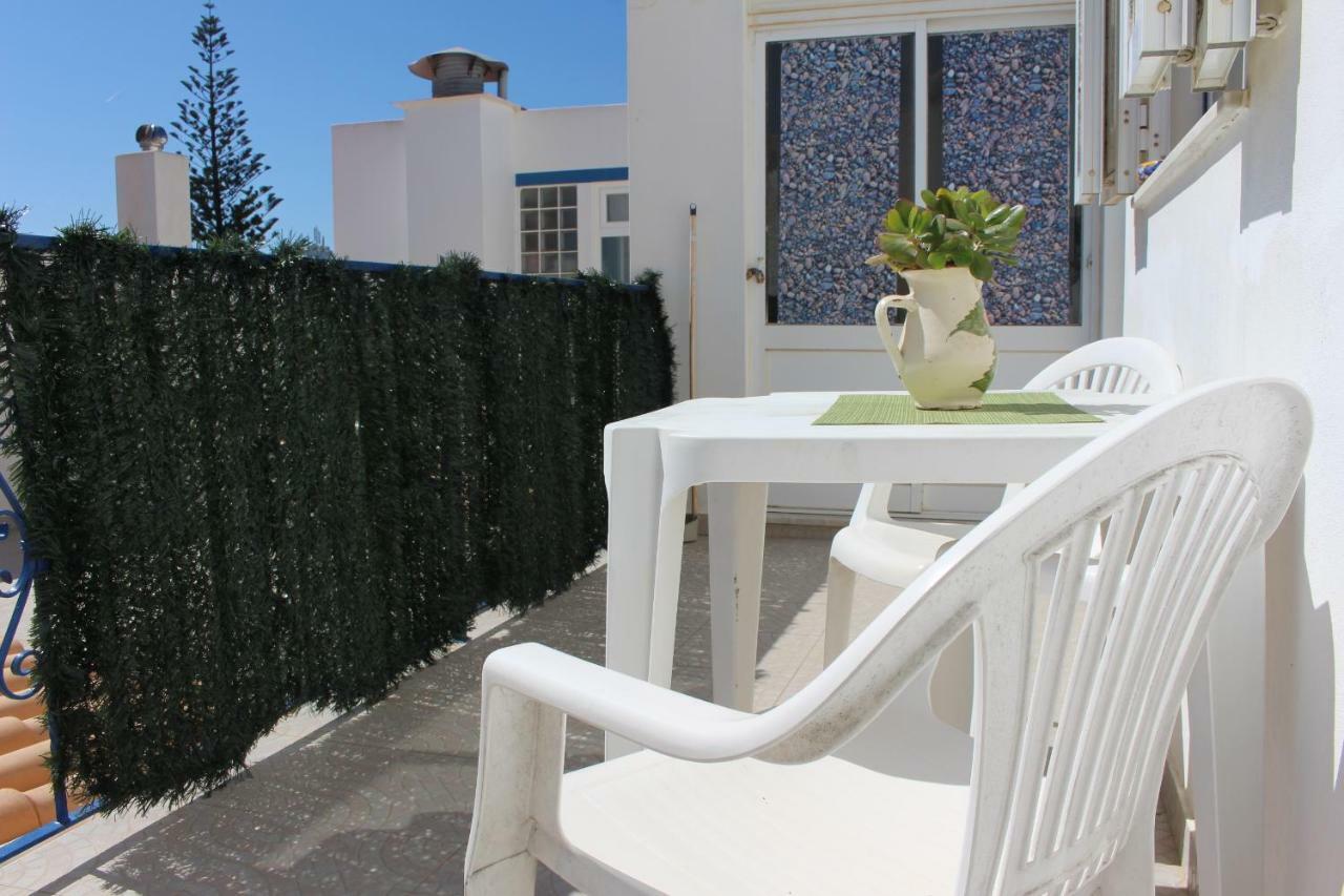 Oceanus Room With Private Kitchen, Bathroom And Terrace 300M From The Beach 萨格里什 外观 照片